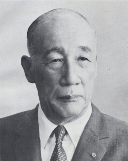 八田秋